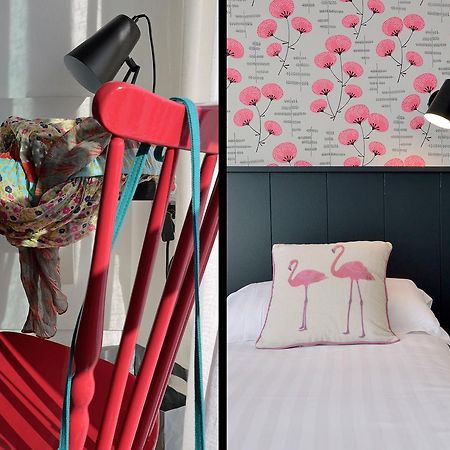 Logis Hotel Du Port Plobannalec 外观 照片