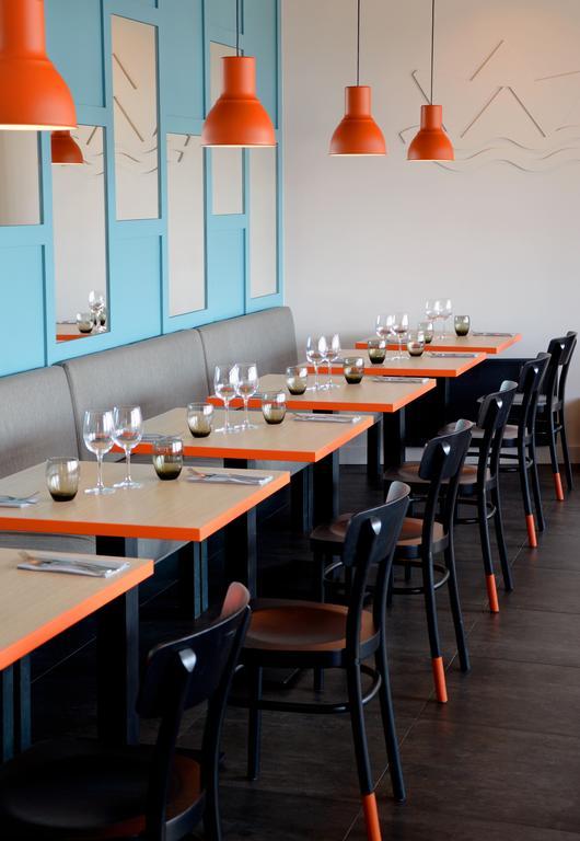 Logis Hotel Du Port Plobannalec 外观 照片